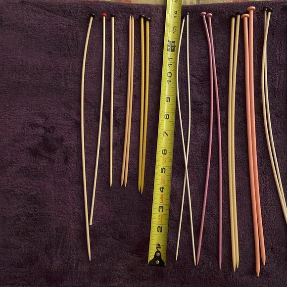 Lot of 10 pair vintage knitting needles and 3 singles - Picture 2 of 10
